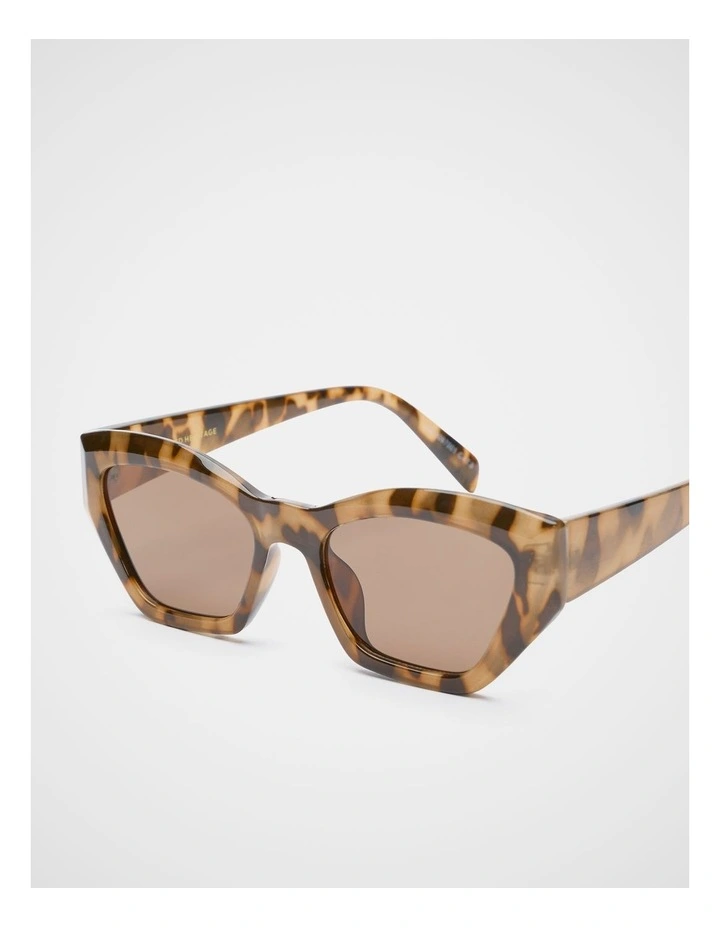Sophia Cat Eye Sunglasses in Milk Tort image 3