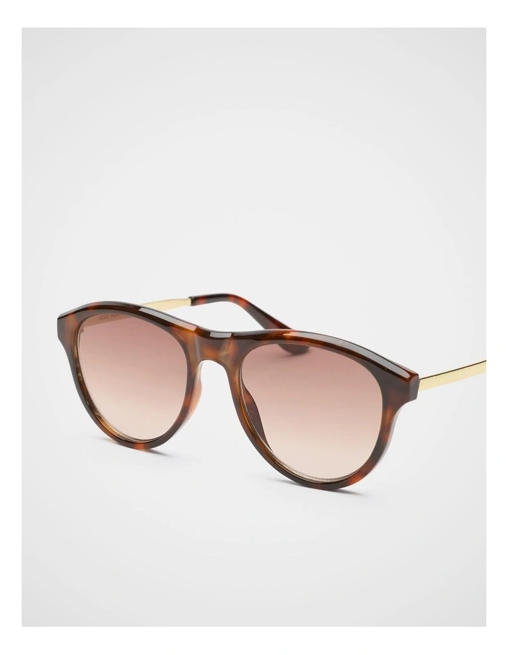 Hayley Round Sunglasses in Dark Tort image 3