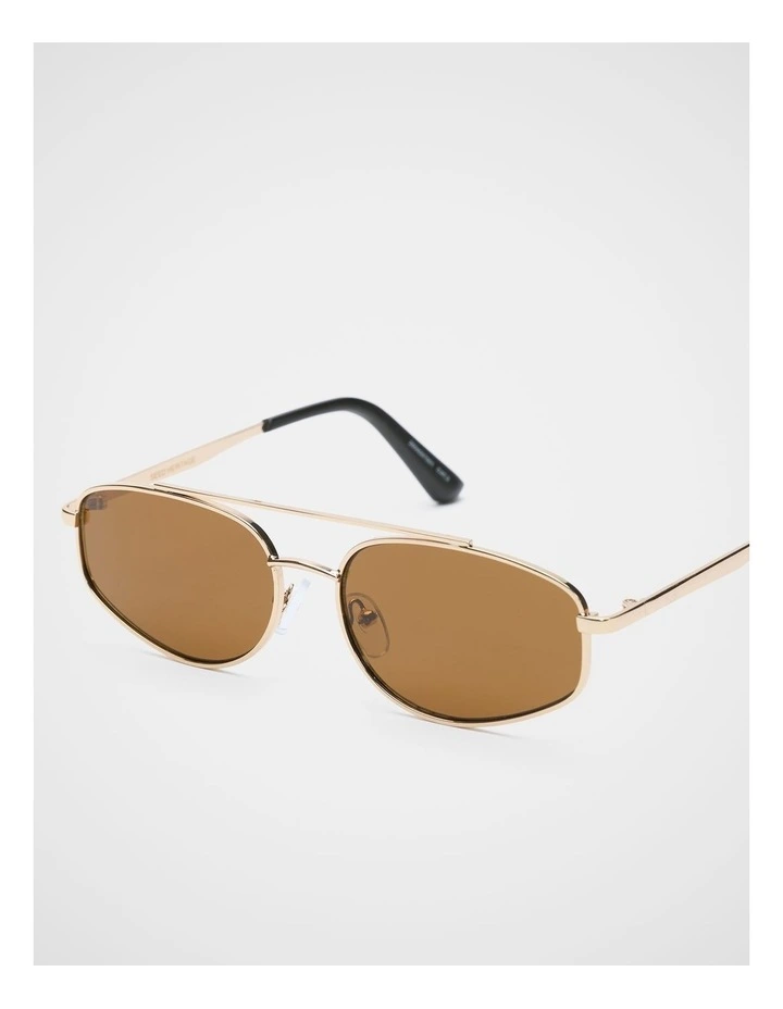 Clover Oval Aviator Sunglasses in Gold image 3