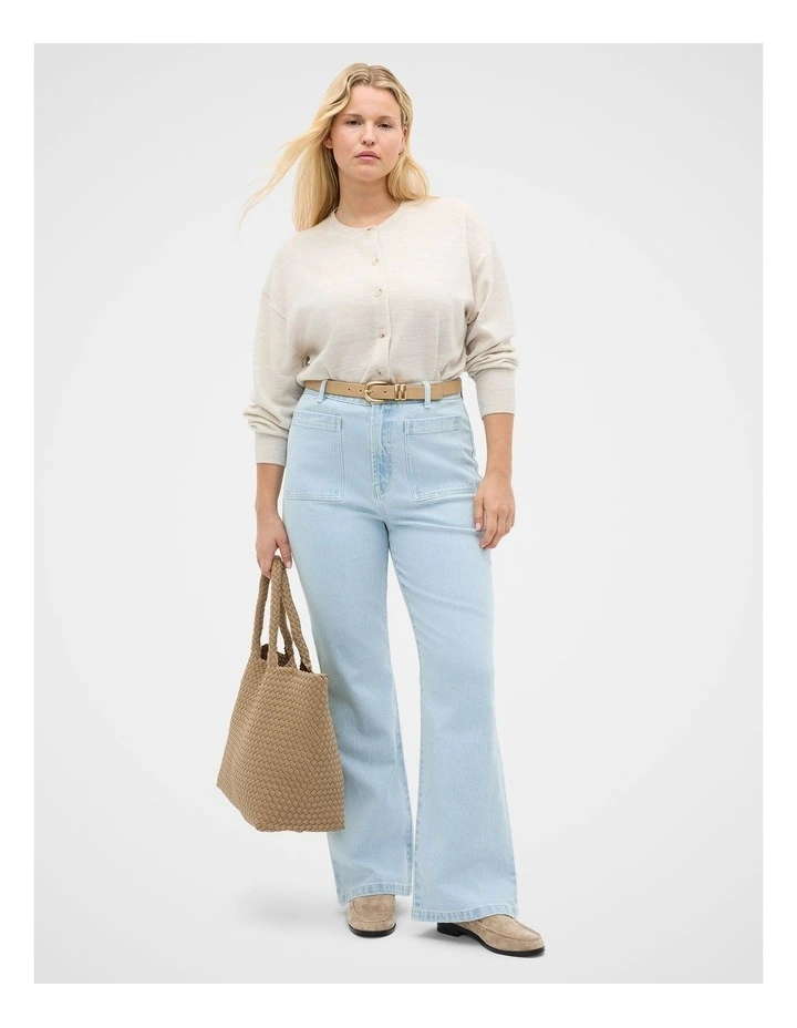 Kick Flare Jean in Ice Blue Denim image 5