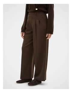 Pleat Front Trouser in Coffee Bean