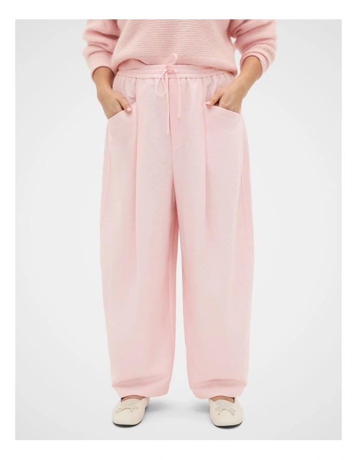 Textured Barrel Pant in Pale Blossom image 6