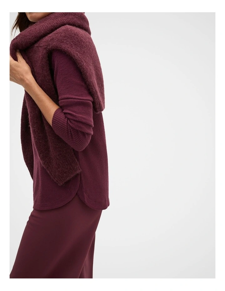 Supersoft Rib Relaxed Top in Plum Red image 4