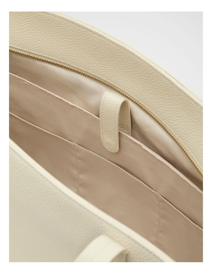 Leather Everyday Tote in Cream image 4