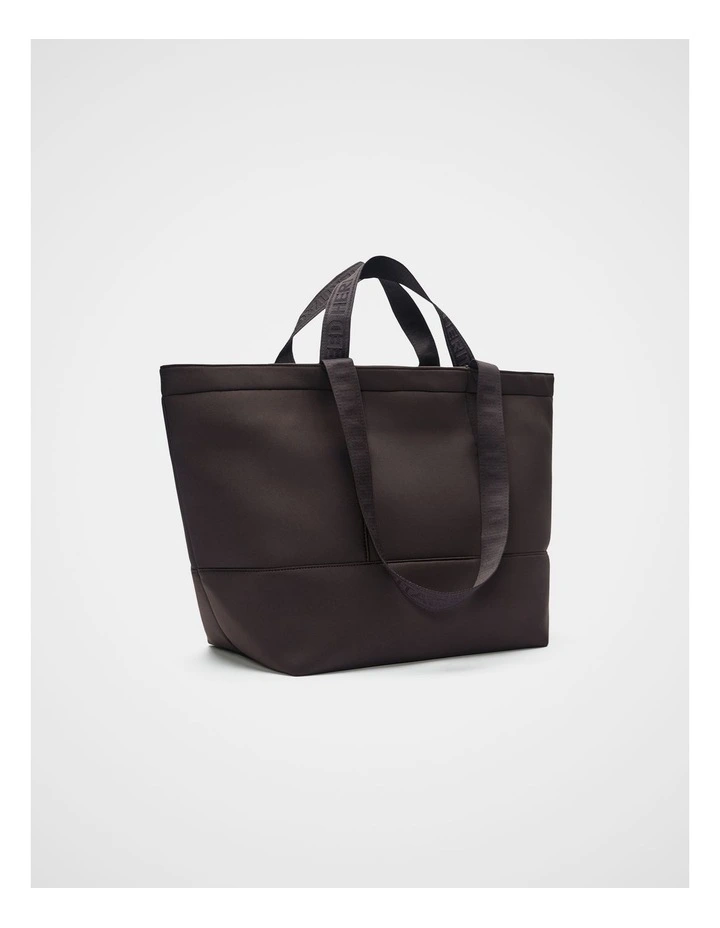 Seed Overnight Tech Tote in Coffee Bean image 3