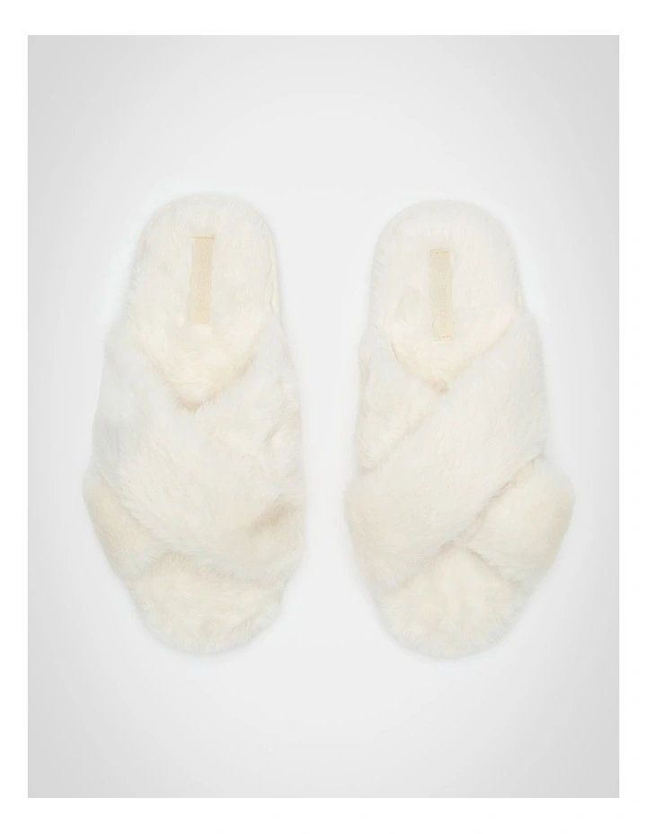 Slippers in Cream image 4