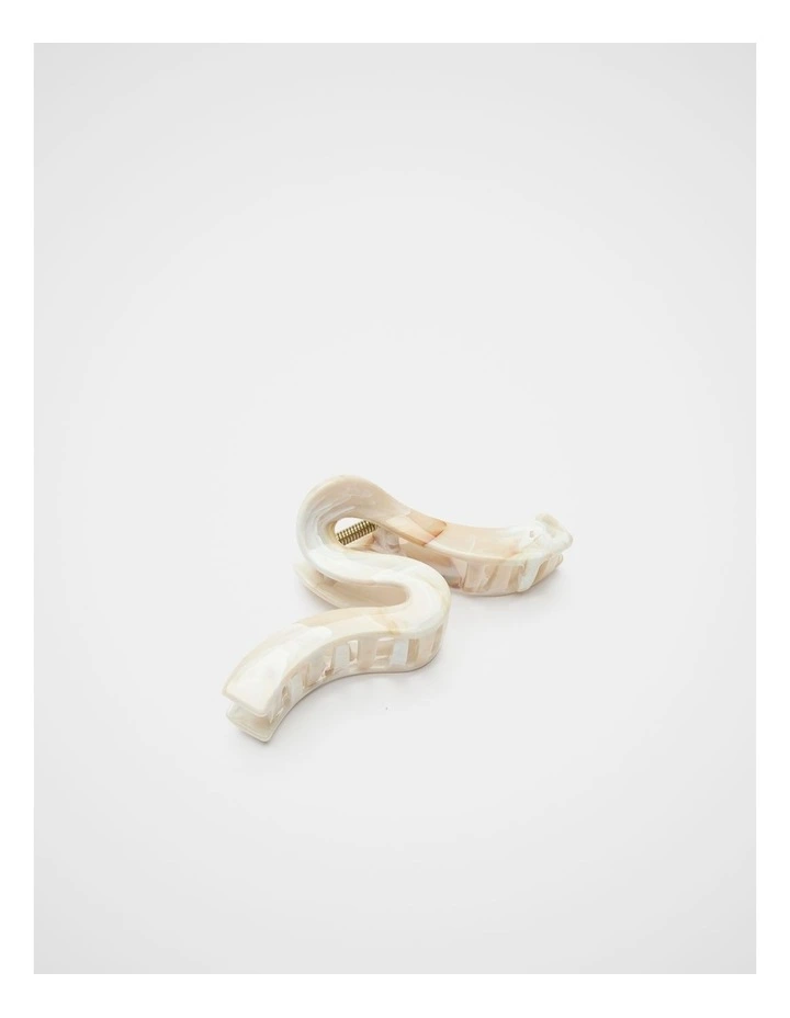Wave Hair Claw in Cream image 1
