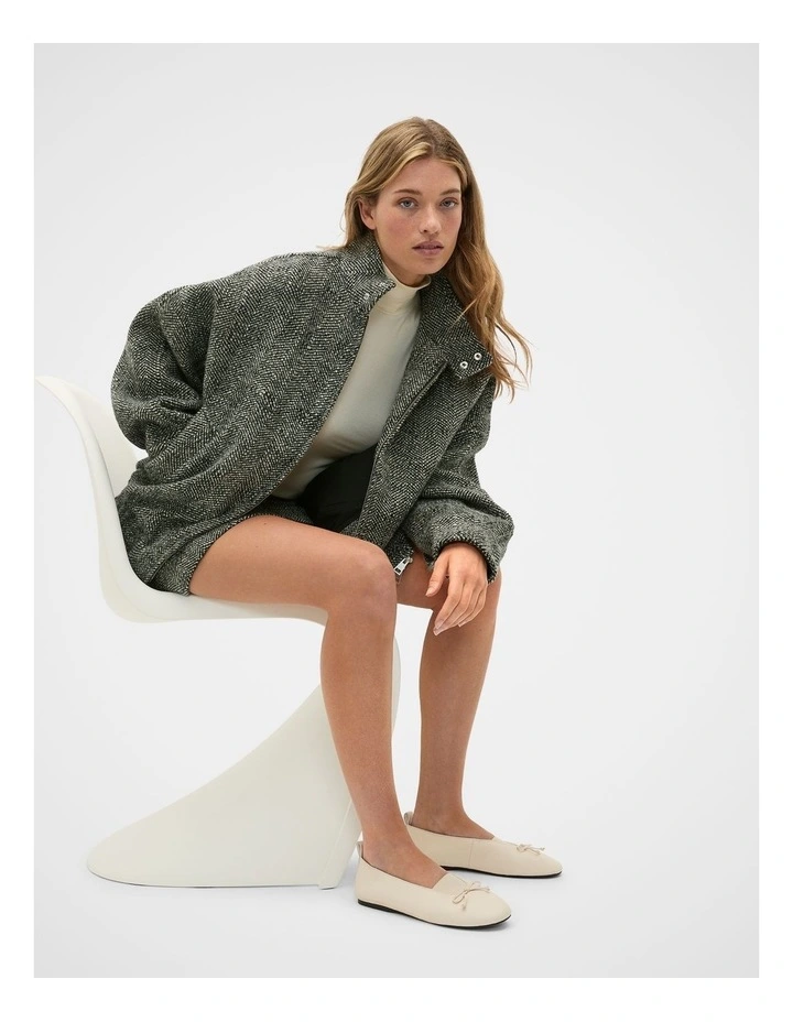 Lou Ballet Flat in Cream image 2