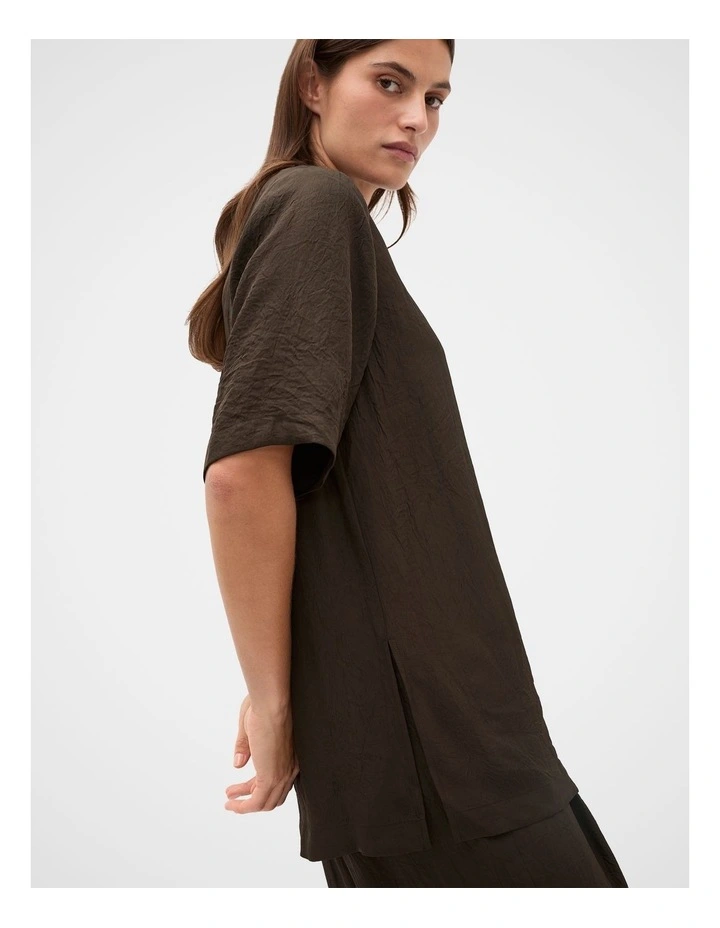 Textured Satin Oversized Tee in Coffee Bean image 4