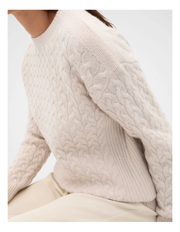 Australian Merino Cable Knit in Vanilla Cream image 4