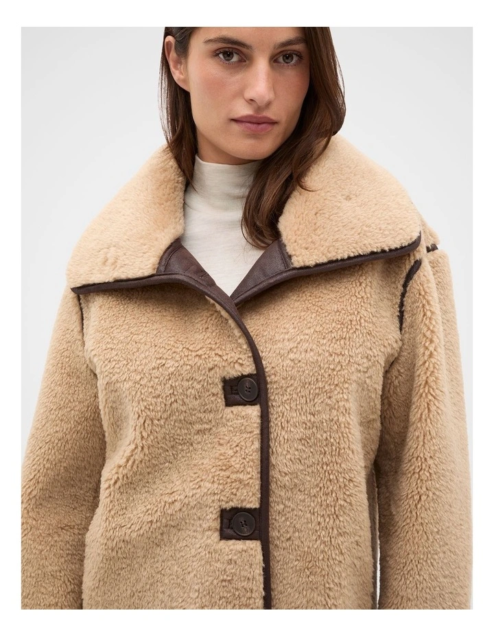 Teddy Jacket in Sandstone image 4