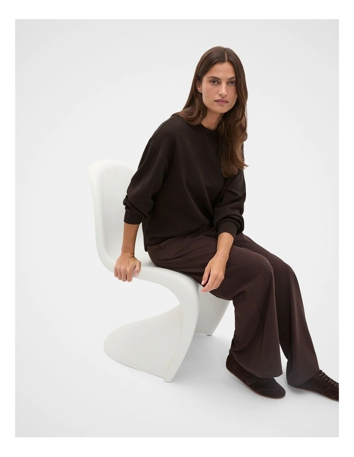 Ribbed Relaxed Sweat in Coffee Bean image 4