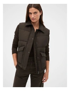 Casual Puffer Vest in Coffee Bean