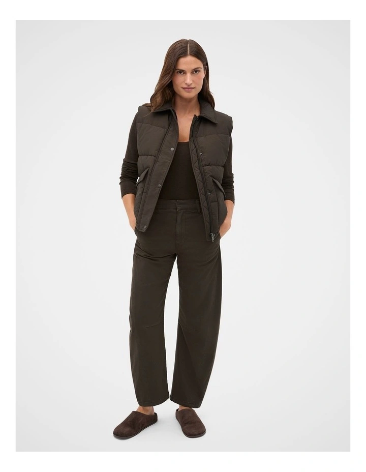 Casual Puffer Vest in Coffee Bean image 4