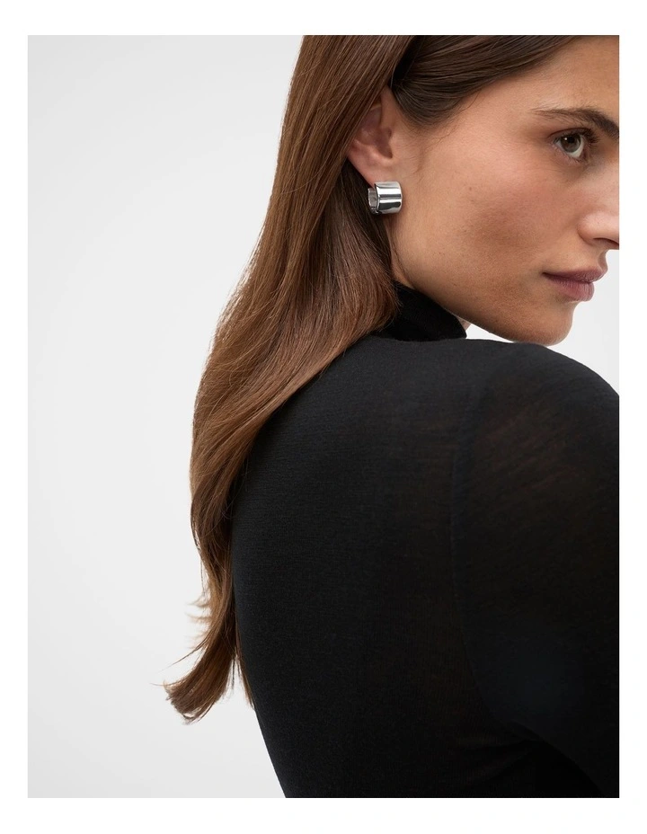 Square Hoop Earring in Silver image 2