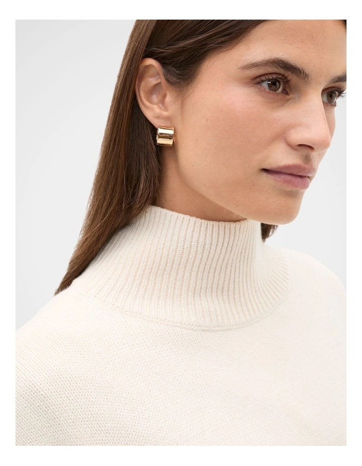 Rib Detail Poncho in Coconut Cream image 4