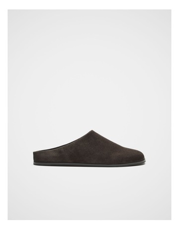 Chocolate Suede colour