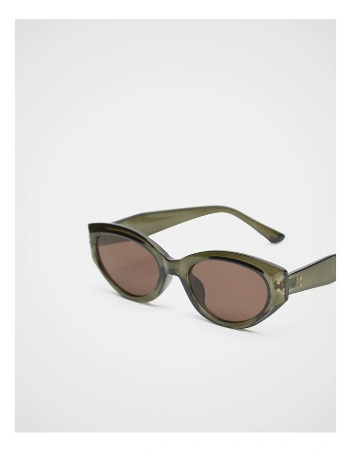 Lida Cat Eye Sunglasses image 3