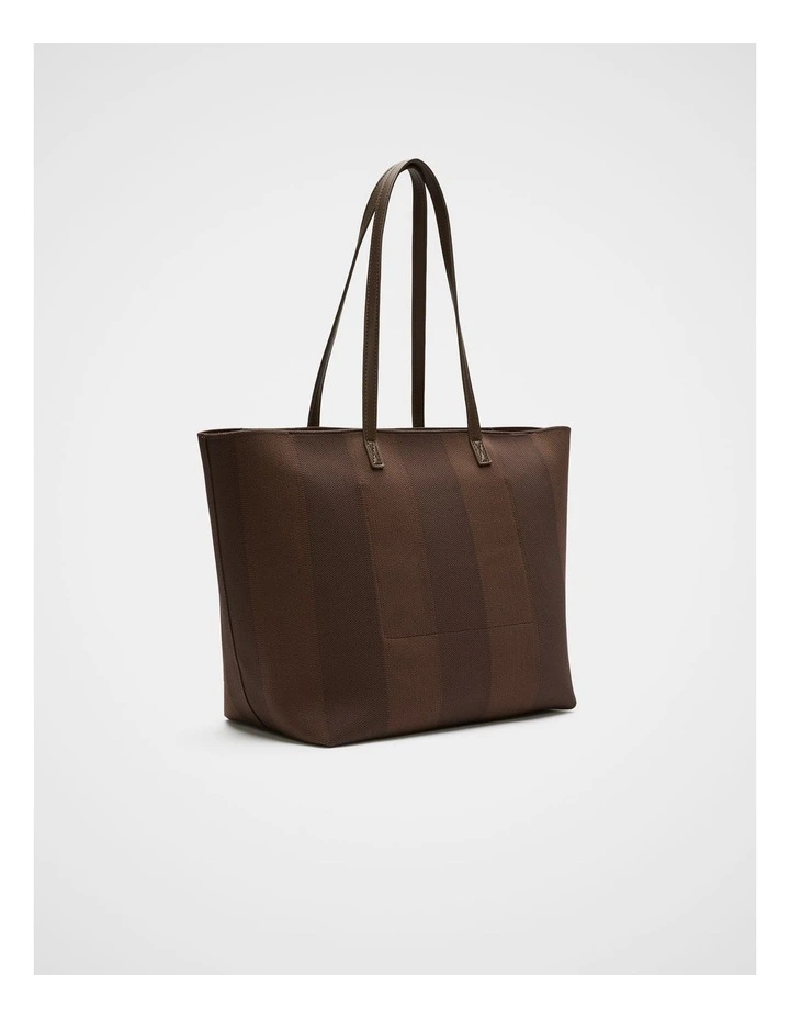 Knitted Carry All Tote in Chestnut image 3