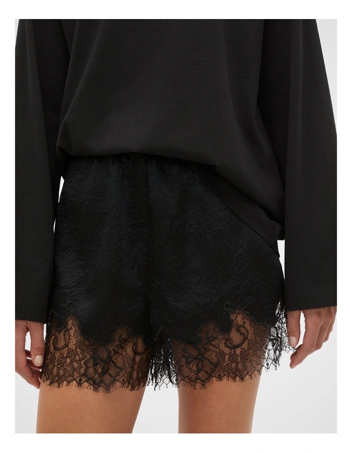 Crinkled Satin Lace Trim Short image 2