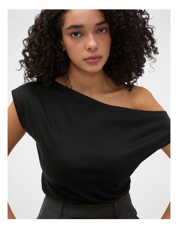 Black colour