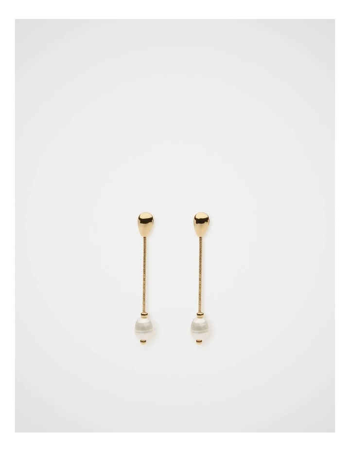 Pearl Dangle Earring image 1