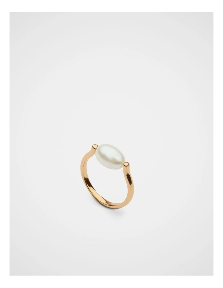 Round Pearl Ring image 1