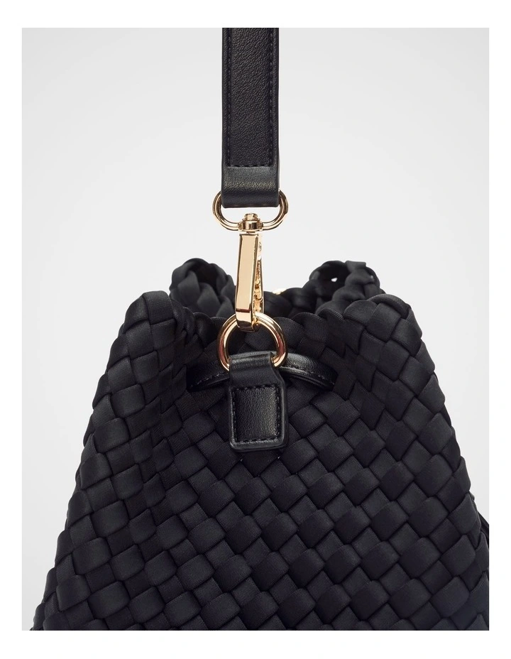 Woven Textured Bucket Bag in Black image 4