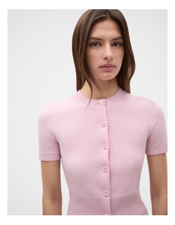 Petal Pink colour