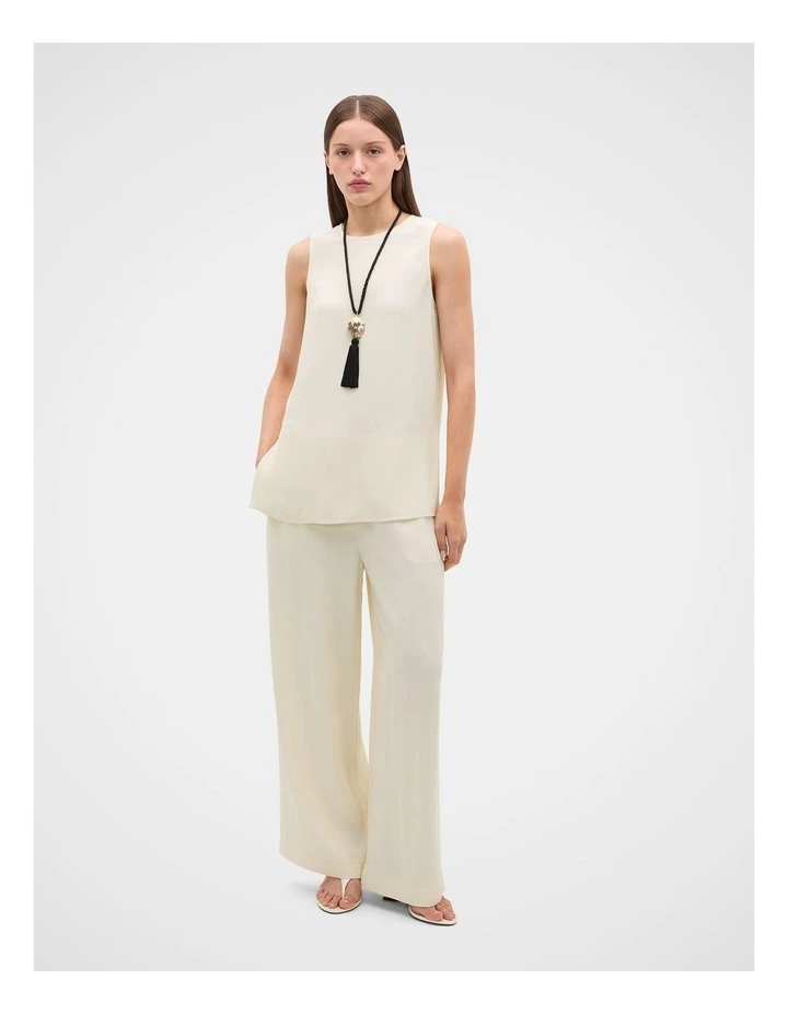 Textured Self Stripe Shell Top in Coconut Cream image 2