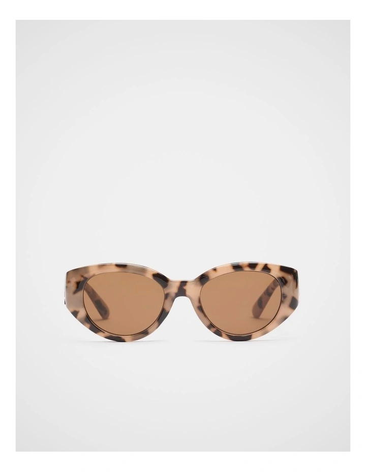 Katie Cateye Sunglasses in Milky Tort image 1