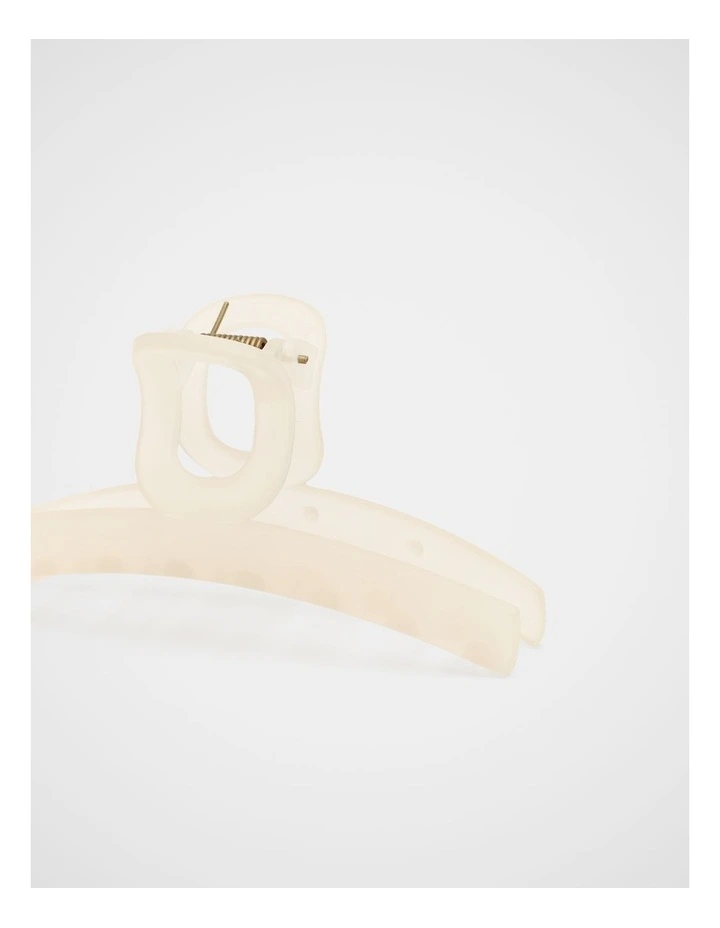 Loop Claw in Warm Sand image 2