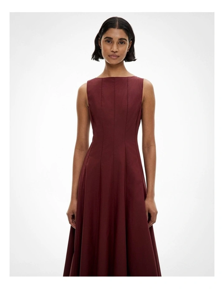 Panelled Midi Dress in Bordeaux image 2