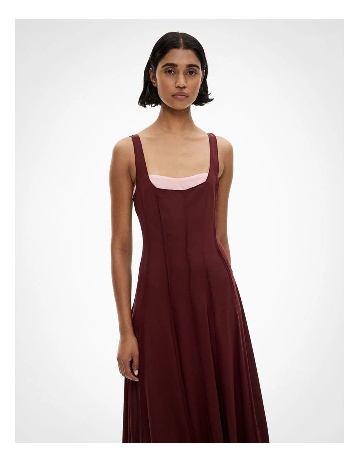 Contrast Layer Dress in Bordeaux image 2