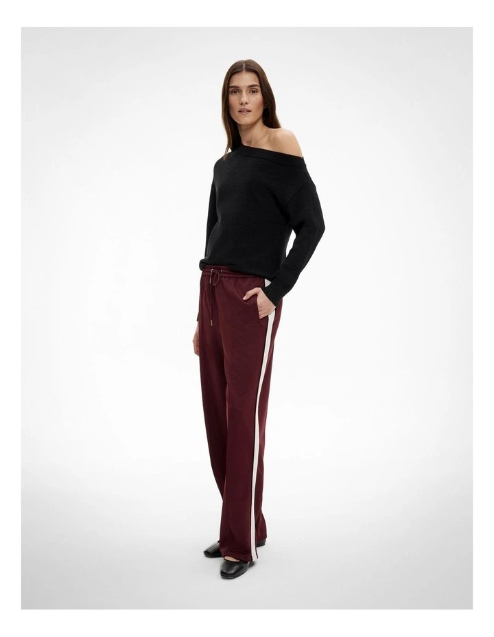 Asymmetric Slouch Knitwear in Black image 2