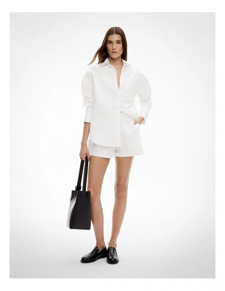 Cotton Oxford Shorts in Fresh White image 2