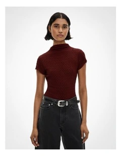 Textured Cap Sleeve T-shirt in Bordeaux