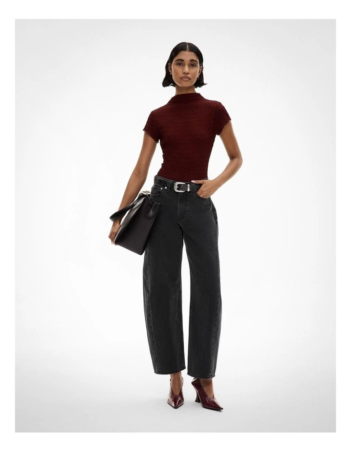 Textured Cap Sleeve T-shirt in Bordeaux image 2