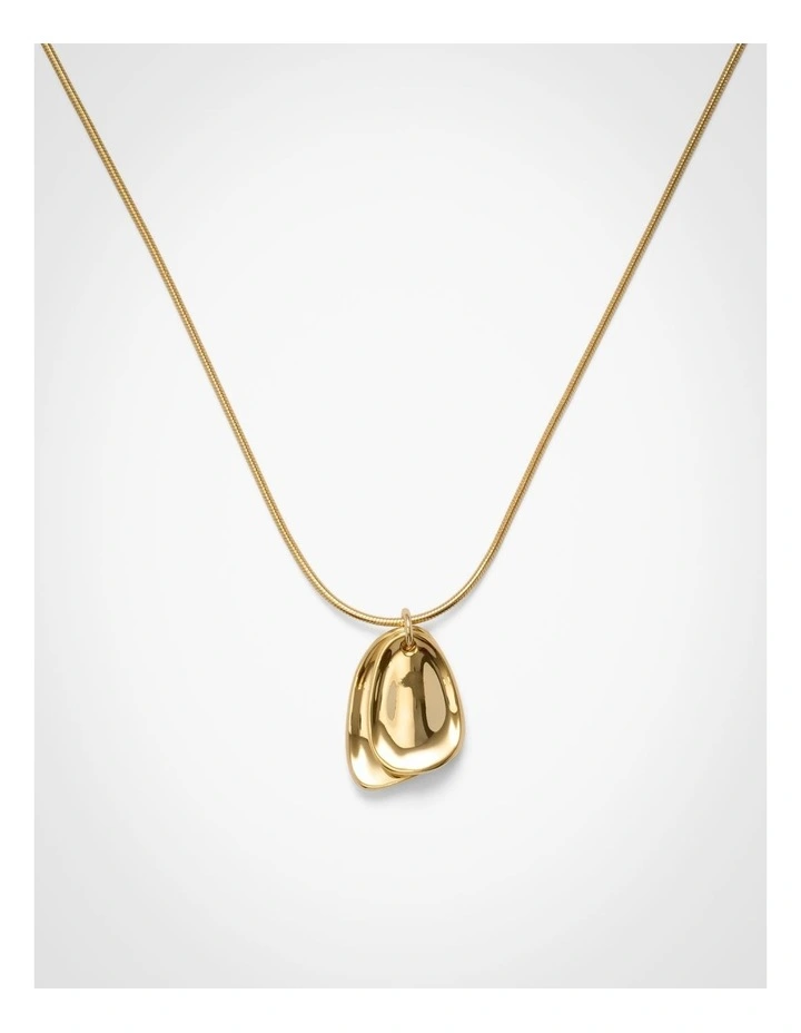 Lily Necklace in Gold image 1
