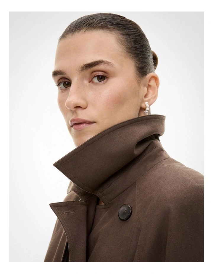 Maisie Pearl Hoop Earrings in Gold image 2