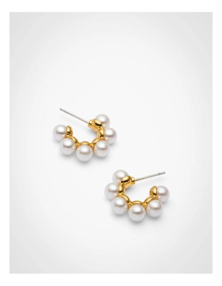 Maisie Pearl Hoop Earrings in Gold image 4