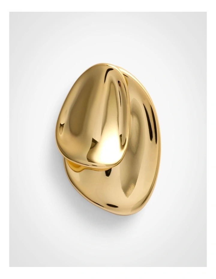 Lily Earrings in Gold image 3