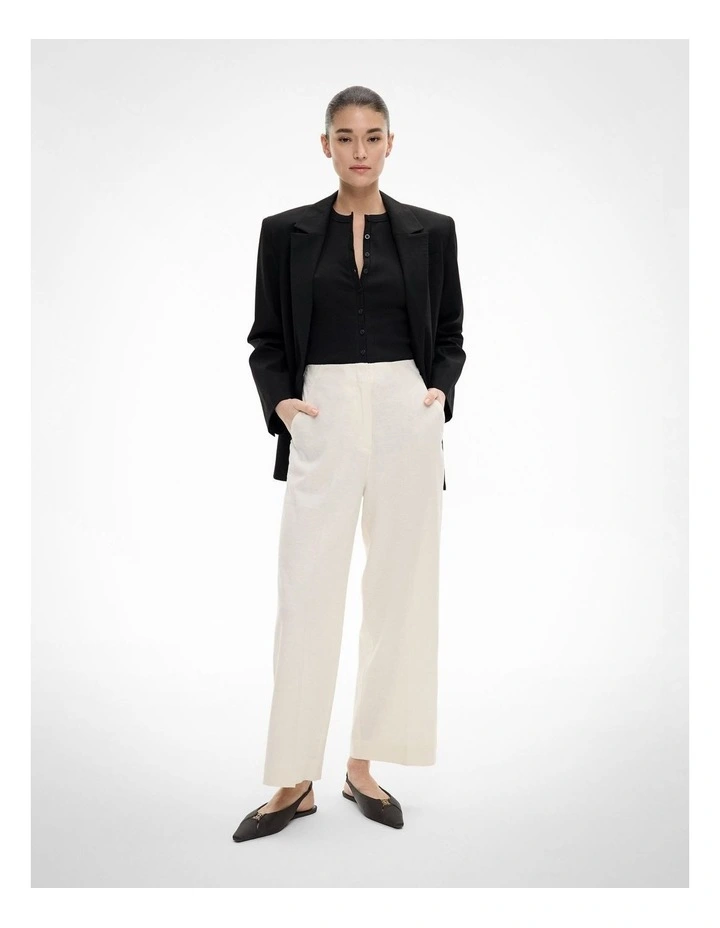 Linen Crop Pants in Fresh White image 2
