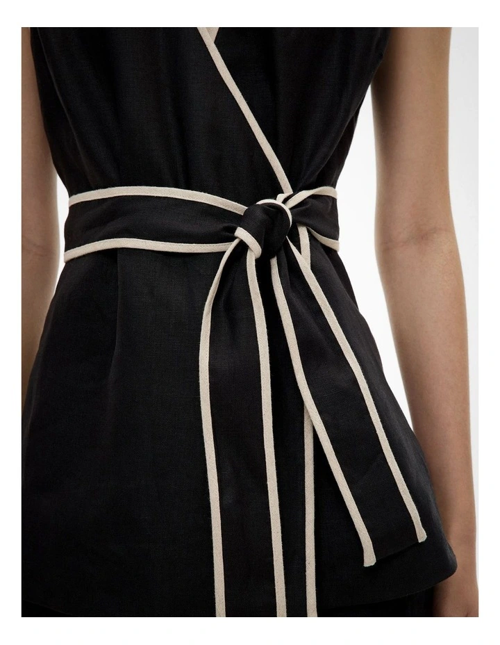 Contrast Tie Shirt in Black image 3