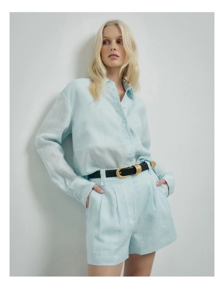 Tailored Shorts in Aquamarine image 2