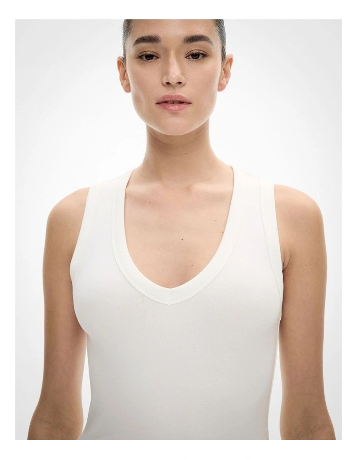 Fine Rib V Neck Tank in Fresh White image 3