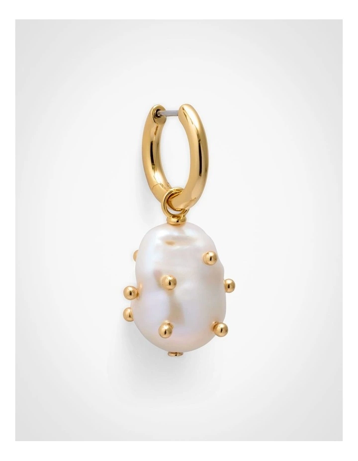 Kaylah Earrings in Gold image 3