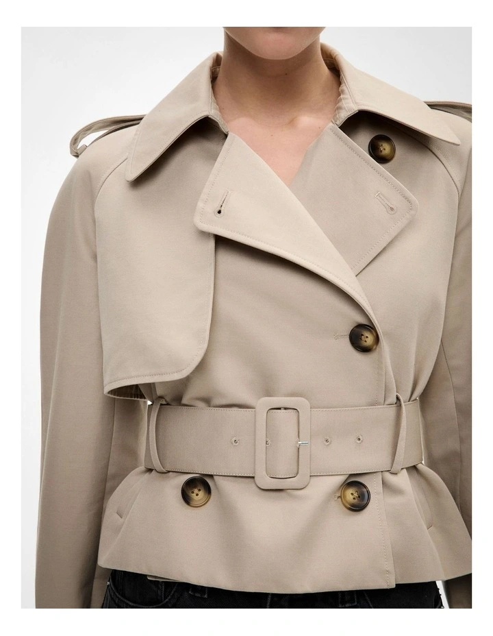 Cropped Trench Jacket in Sand image 4