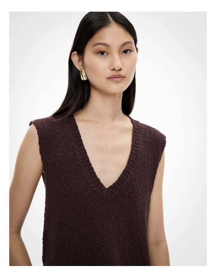Textured V Neck Tank Top in Espresso image 3