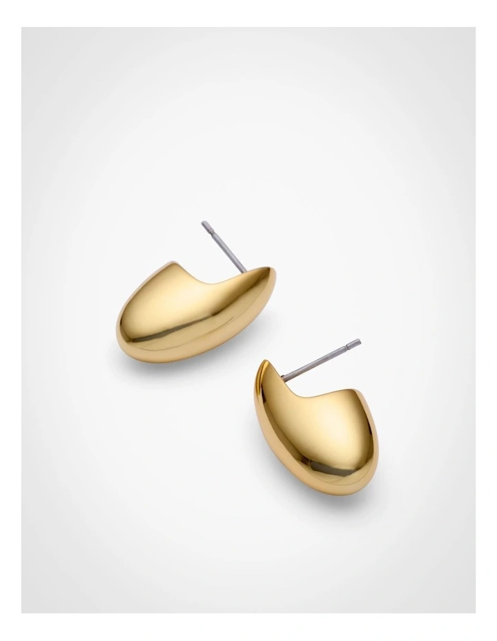 Uma Earrings in Gold image 4